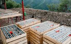 Phân tích lõi đá